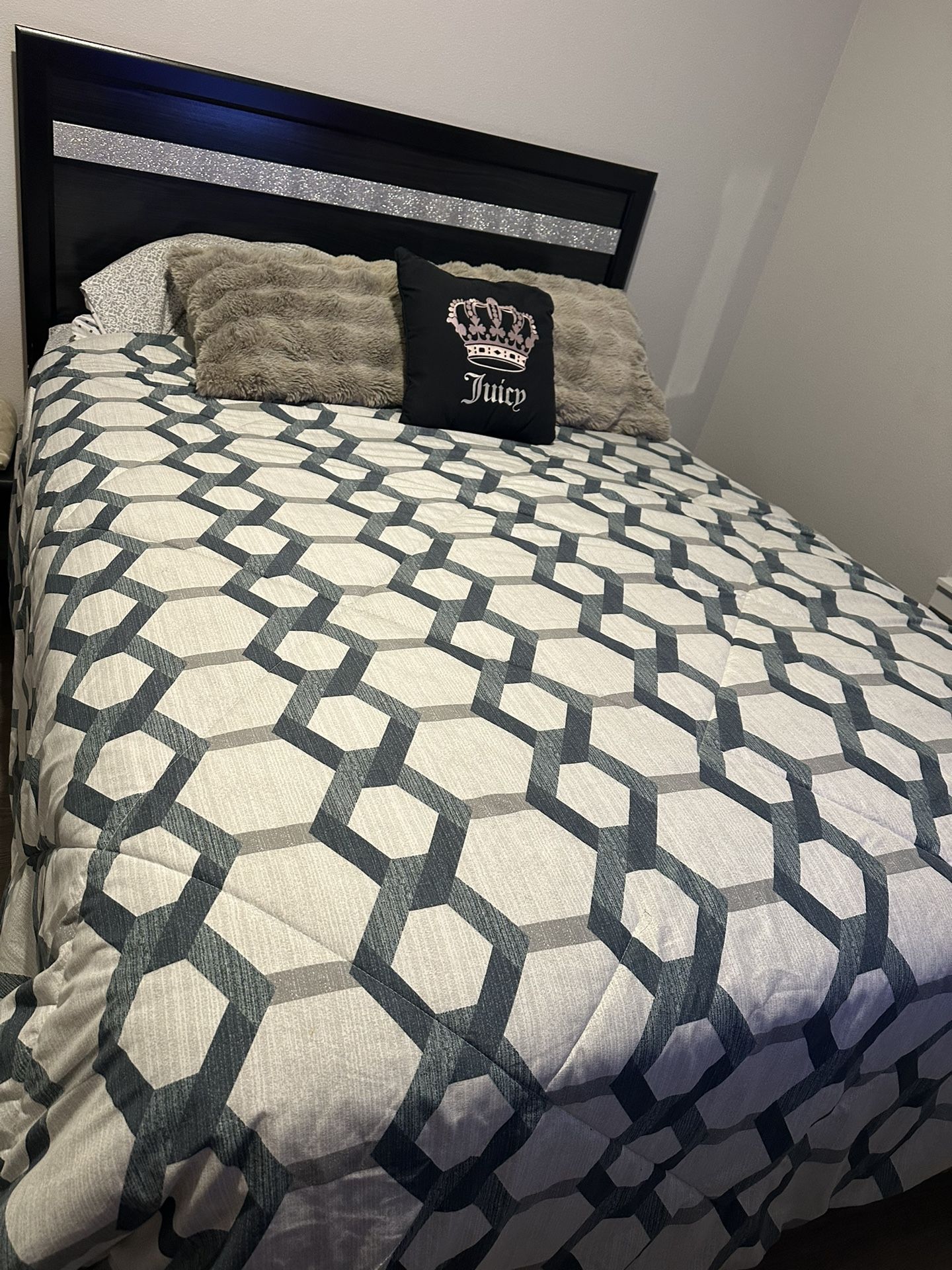 Vendo Lindo Juego De Cuarto 