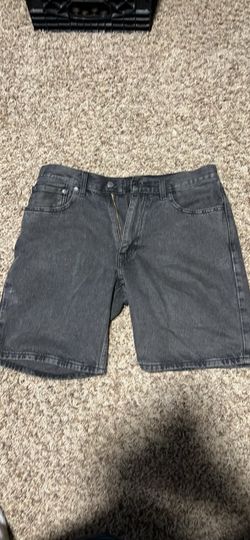 Levi Jorts