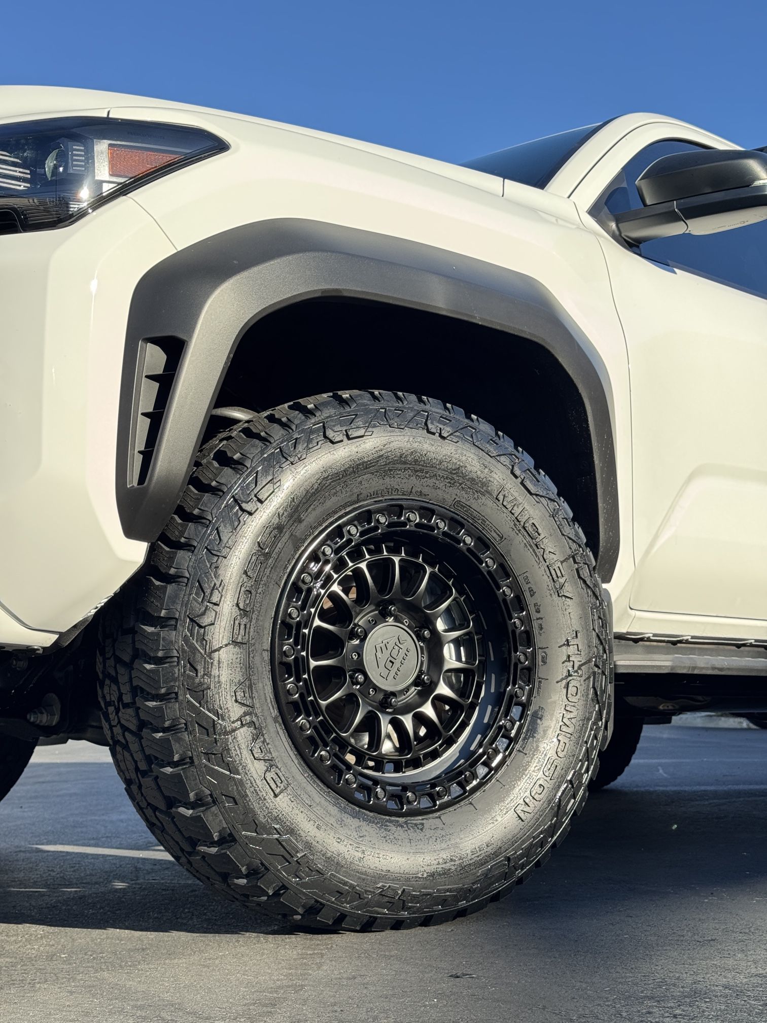 Lock Mojave Double Black 17x8.5 +25 6x5.5