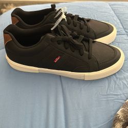 Levis Men Size 9.5