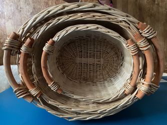 Set of 3 Wicker Baskets with handles