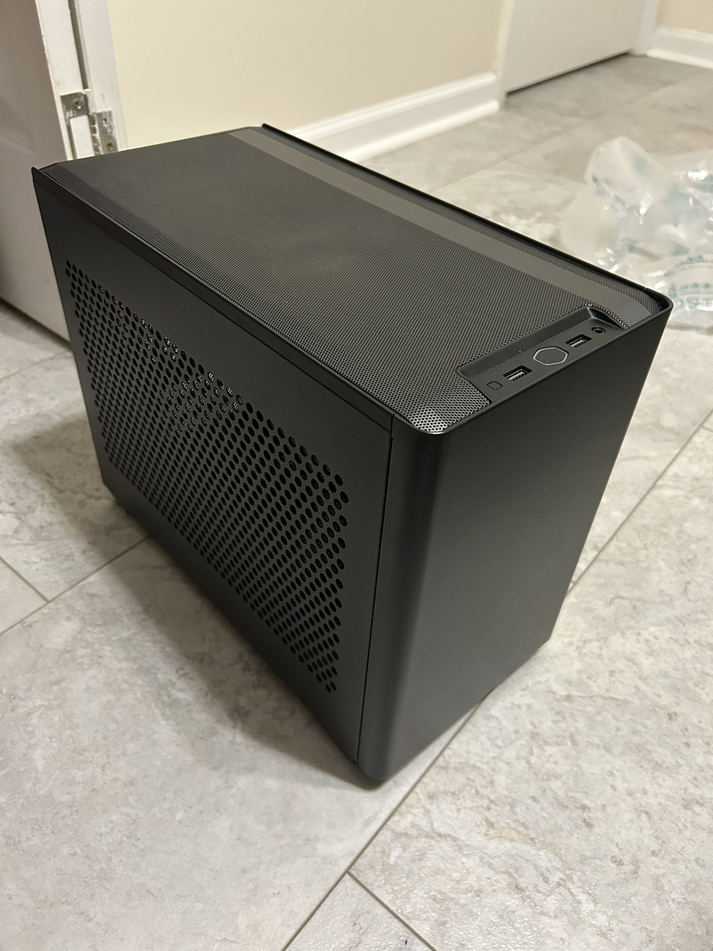 NR200P SFF Case.