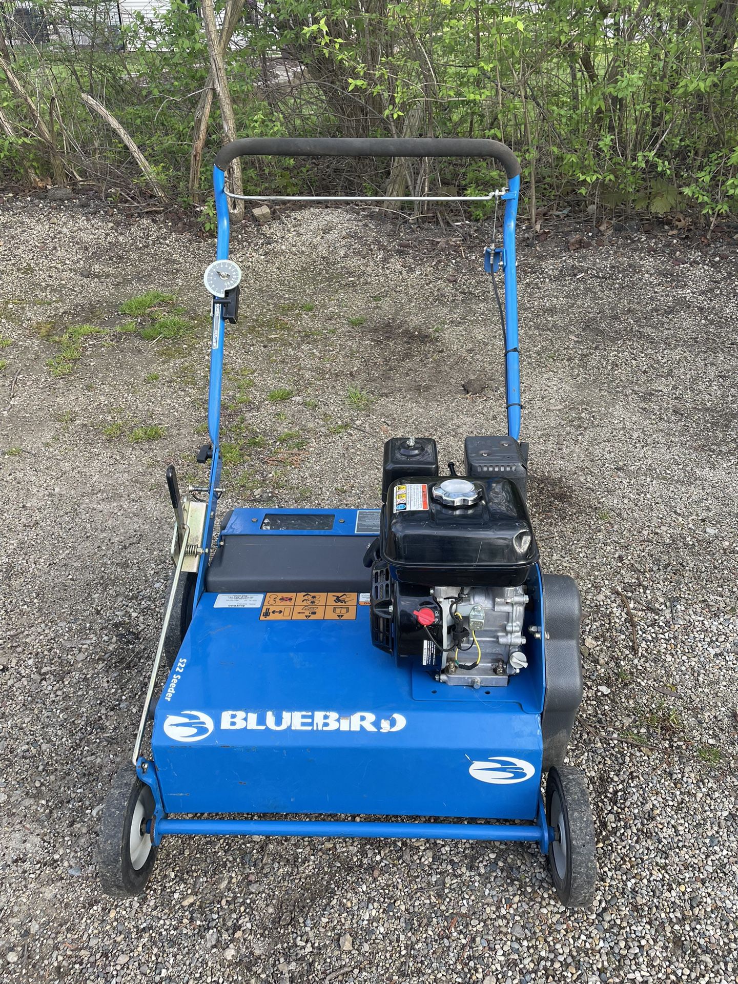 Bluebird 22” Seeder