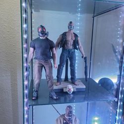 Cuztom 1/6 Figures  180$ each