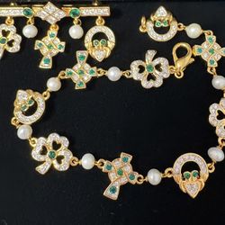 VINTAGE “IRISH BLESSINGS” The Danbury Mint 8” Bracelet and Brooch 11/4” 24k GP