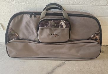 Tarantula Deluxe Single Compound Bow Bag