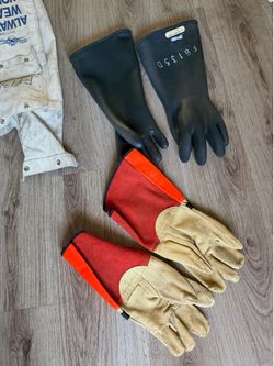 Gloves set