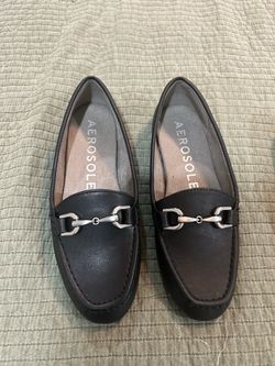Aerosoles Black Leather Loafers - Size 7