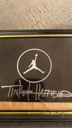Tinker Hatfield’s signature