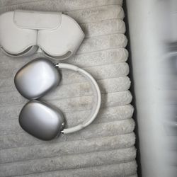 AirPod Max **Newest Upgraded Model**