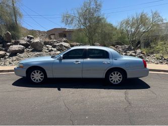 2008 Lincoln Town Car