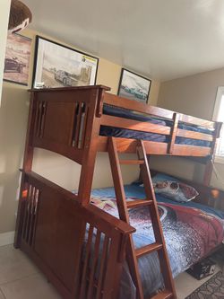 wood bunk bed