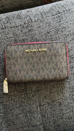 Michael kors wallet