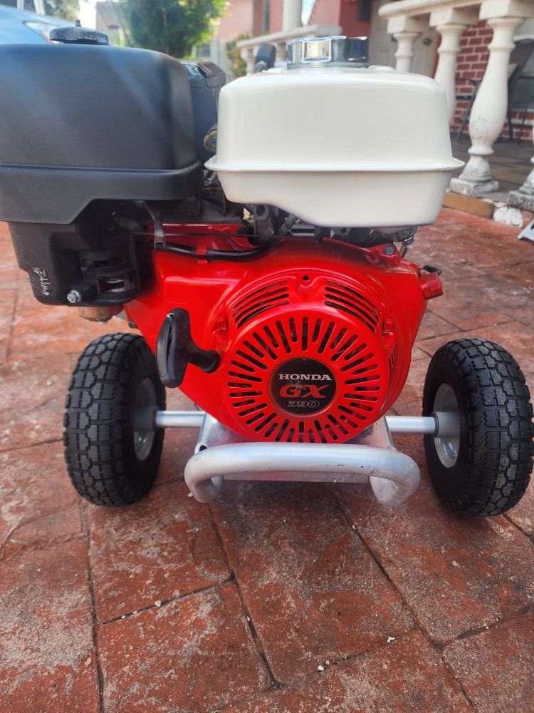 Pressure Washer 4000psi Excellent New Conditions π