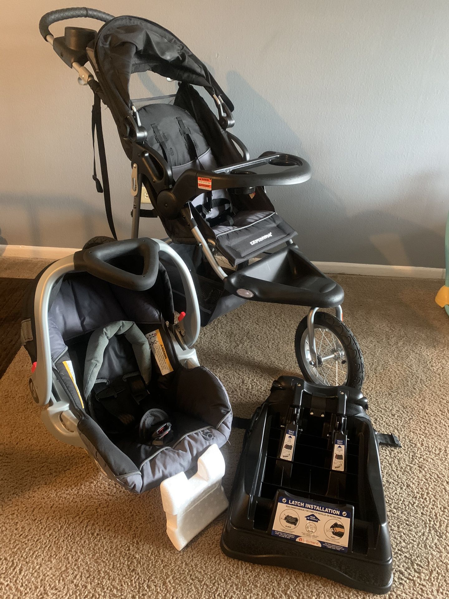 Babytrend Jogging Stroller and Car Seat
