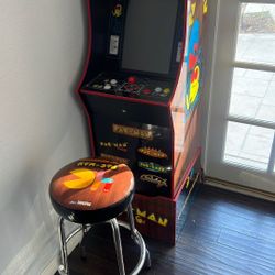 PAC Man Arcade Machine 