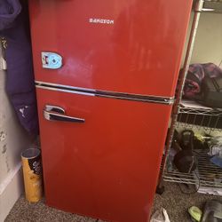 Vintage mini fridge 
