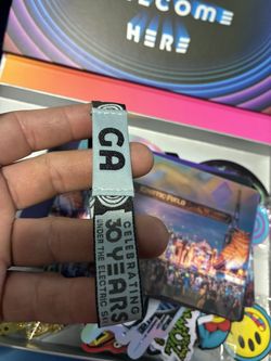 EDC Wristband