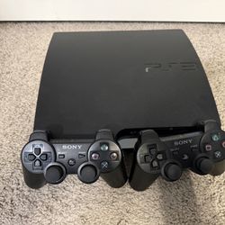 PS3 + 2 PS3 Controllers