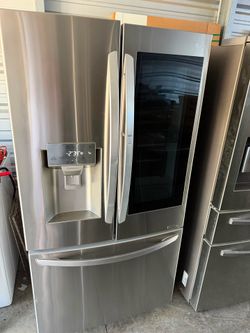 28 cu. ft. Smart Wi-Fi Enabled InstaView™ Door-in-Door® Refrigerator LG 3 doors stainless steel