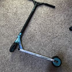 Envy KOS Charge S4 Scooter