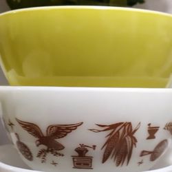 Pyrex Cinderella Bowls