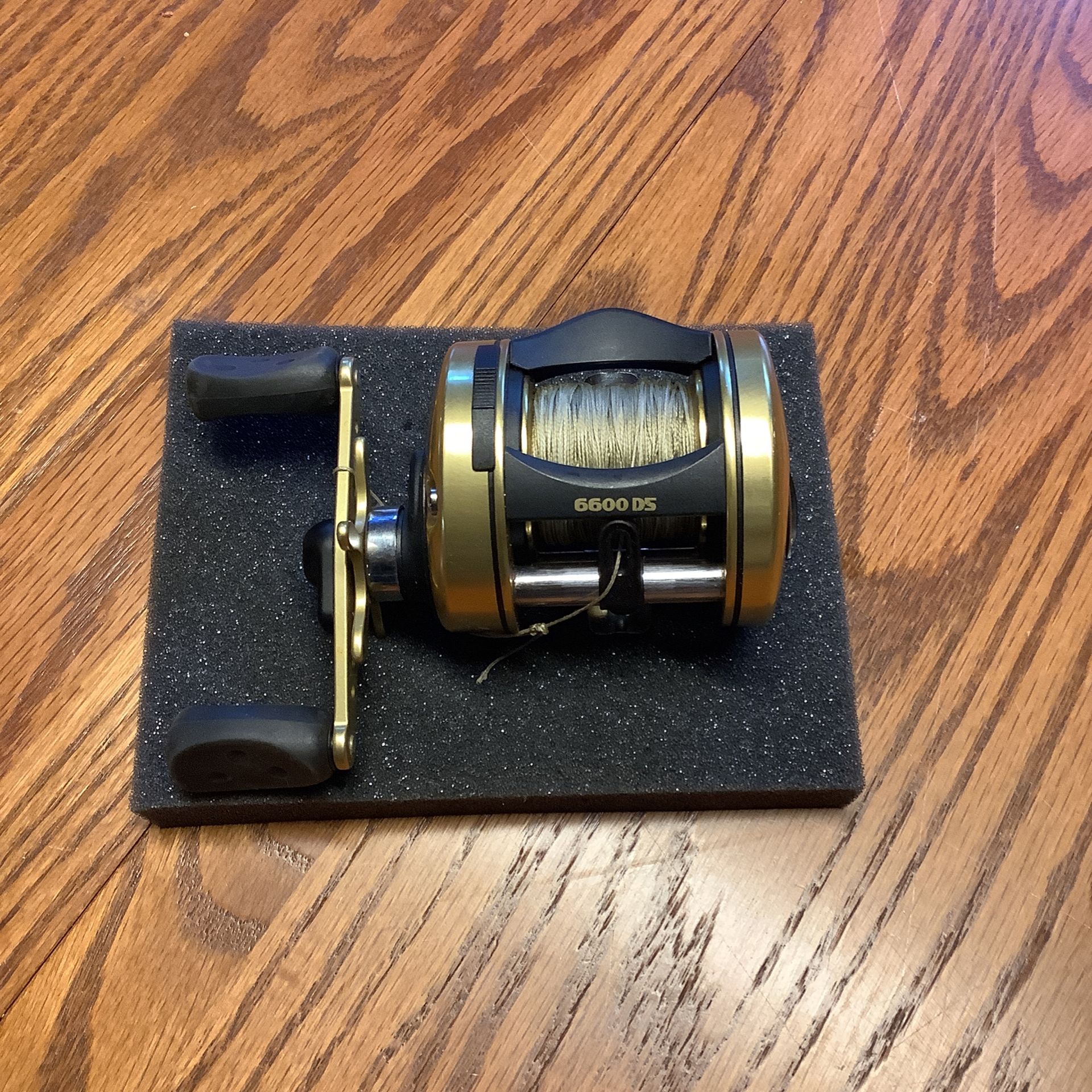 Reduced! Abu Garcia Ambassadeur 6600 D5 Fishing Reel