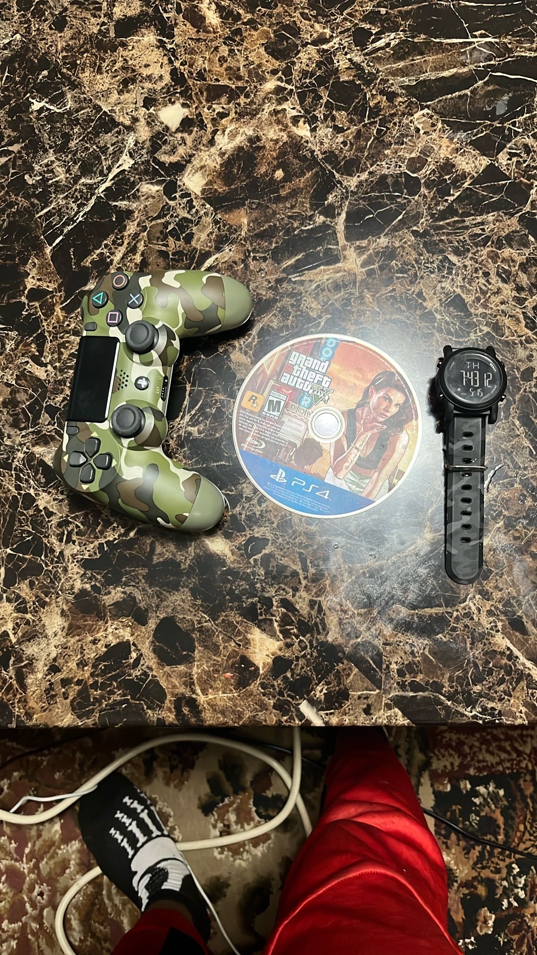 PS4 Controller And Watch 