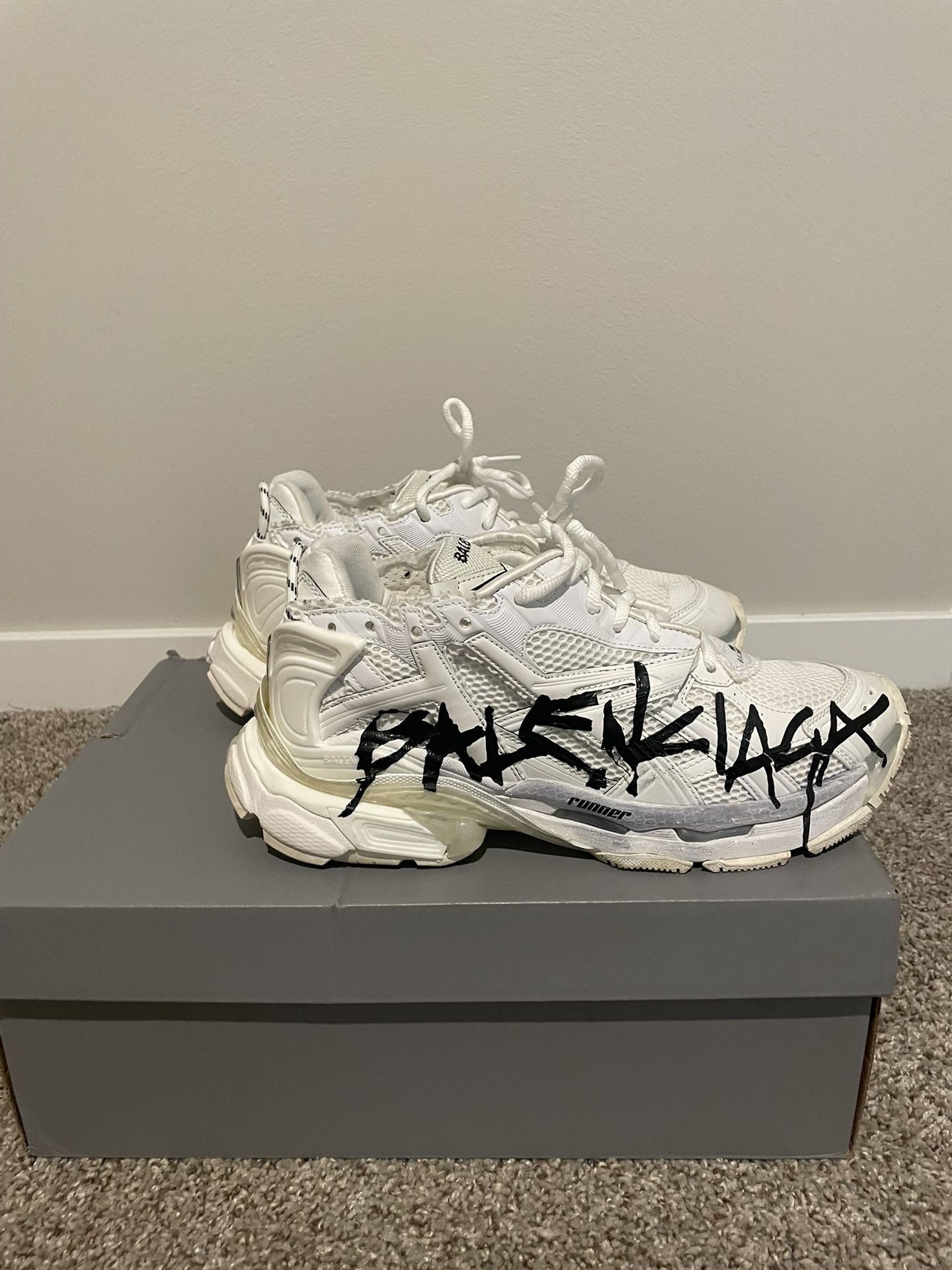 White And Black Balenciaga Shoes 