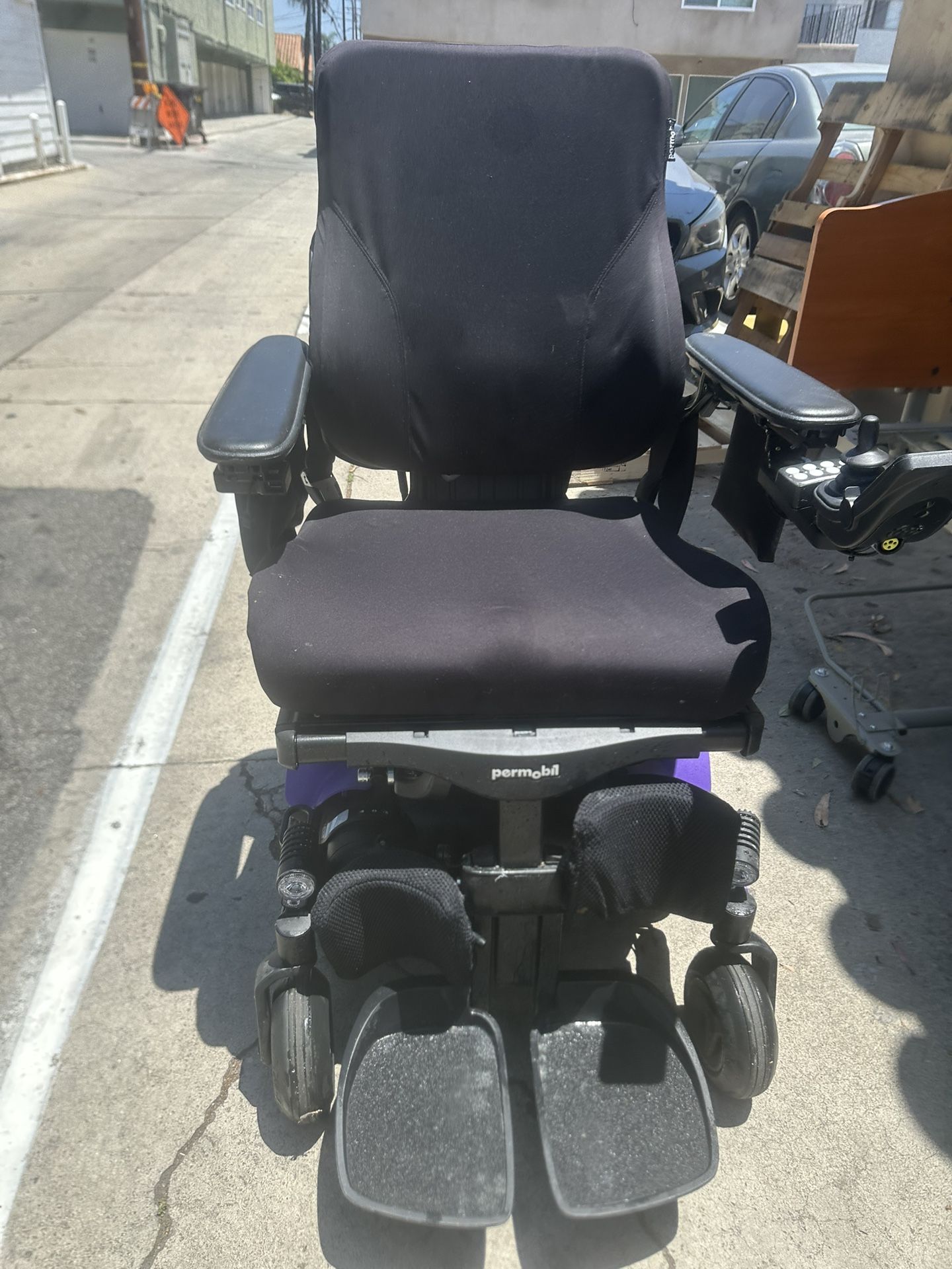 Electric Power Chair (permobil)
