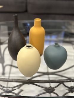 CUCUMI 4pcs Ceramic Vases 