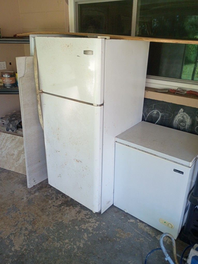Frigidaire Refrigerator And A Magic Chef Freezer