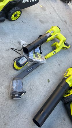 Ryobi 18v trimmer and blower with battery and charger