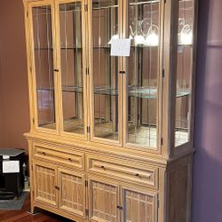Wood Finish China Cabinet (led Light Display 