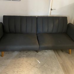 Couch Futon (2) 