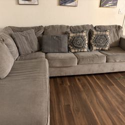 Gray Sectional Couch 