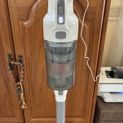 Black & Decker Cordless Stick Vacuum Cleaner