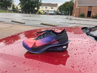 Brand New And Original Women Nike Air Vaporfly Sneakers Sizes 9