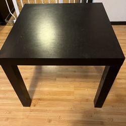 End Table (dark brown)