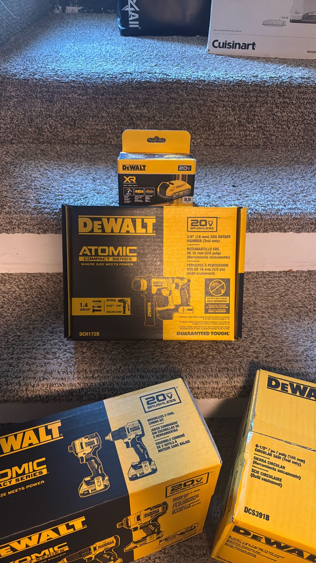 150$ FIRM. DEWALT ATOMIC rotary Hammer  