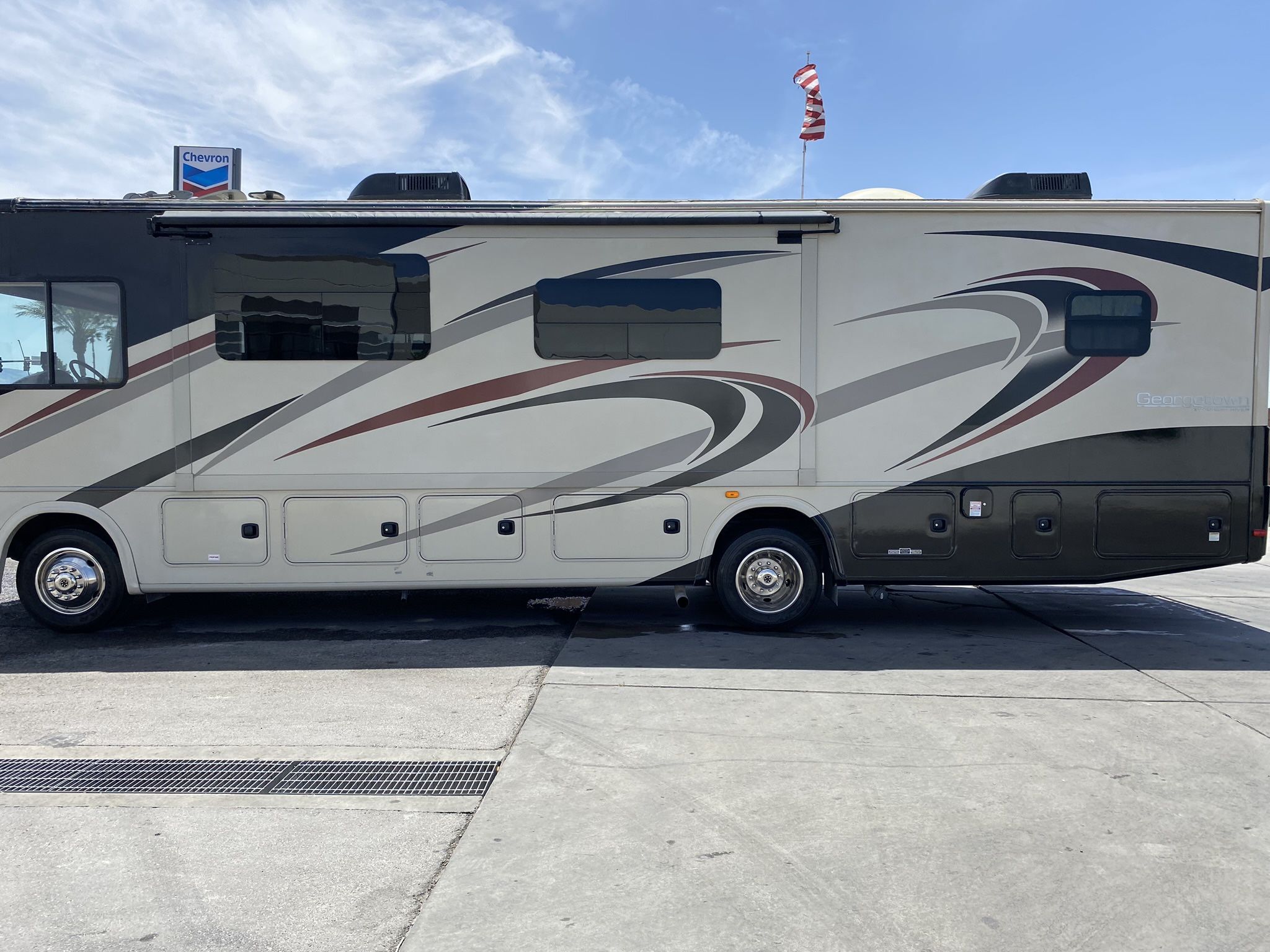 2017 Forest River Georgetown GT 5, 31 L5