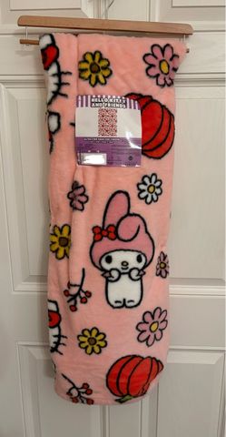 Hello Kitty and Friends Fall Faux Fur Blanket