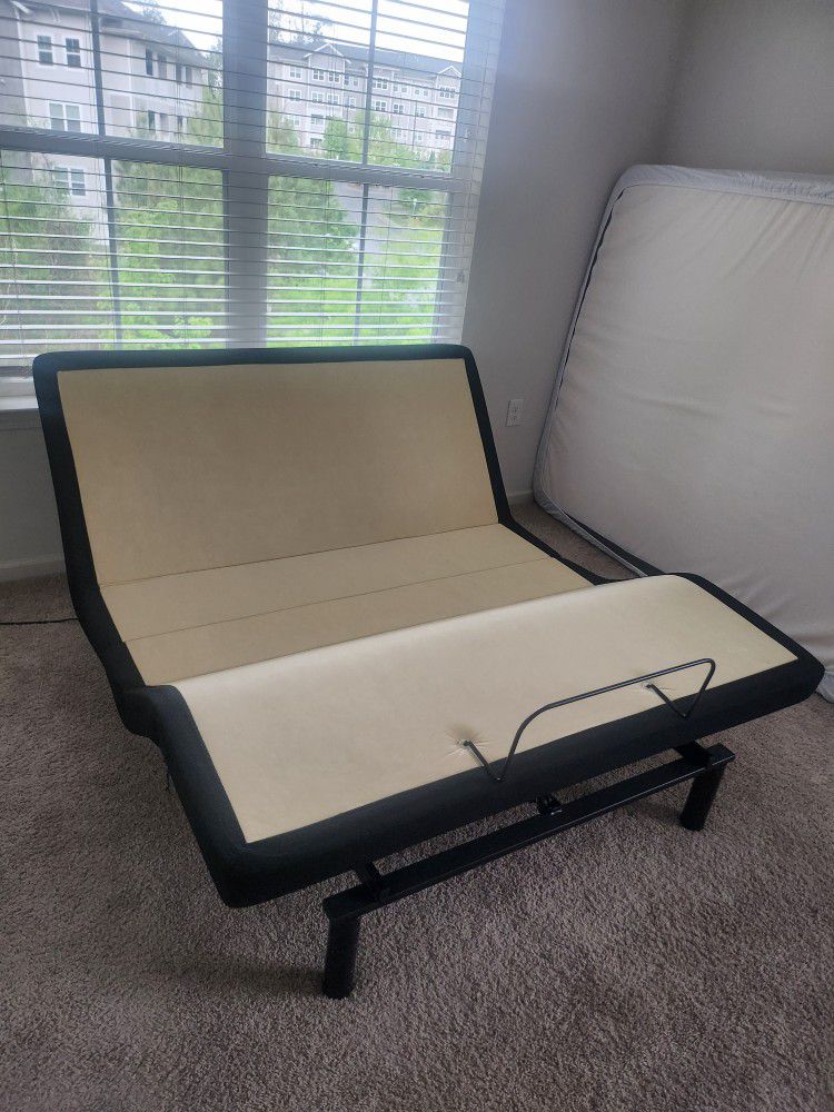Queen Size Sealy Ease 2.0 Adjustable Base