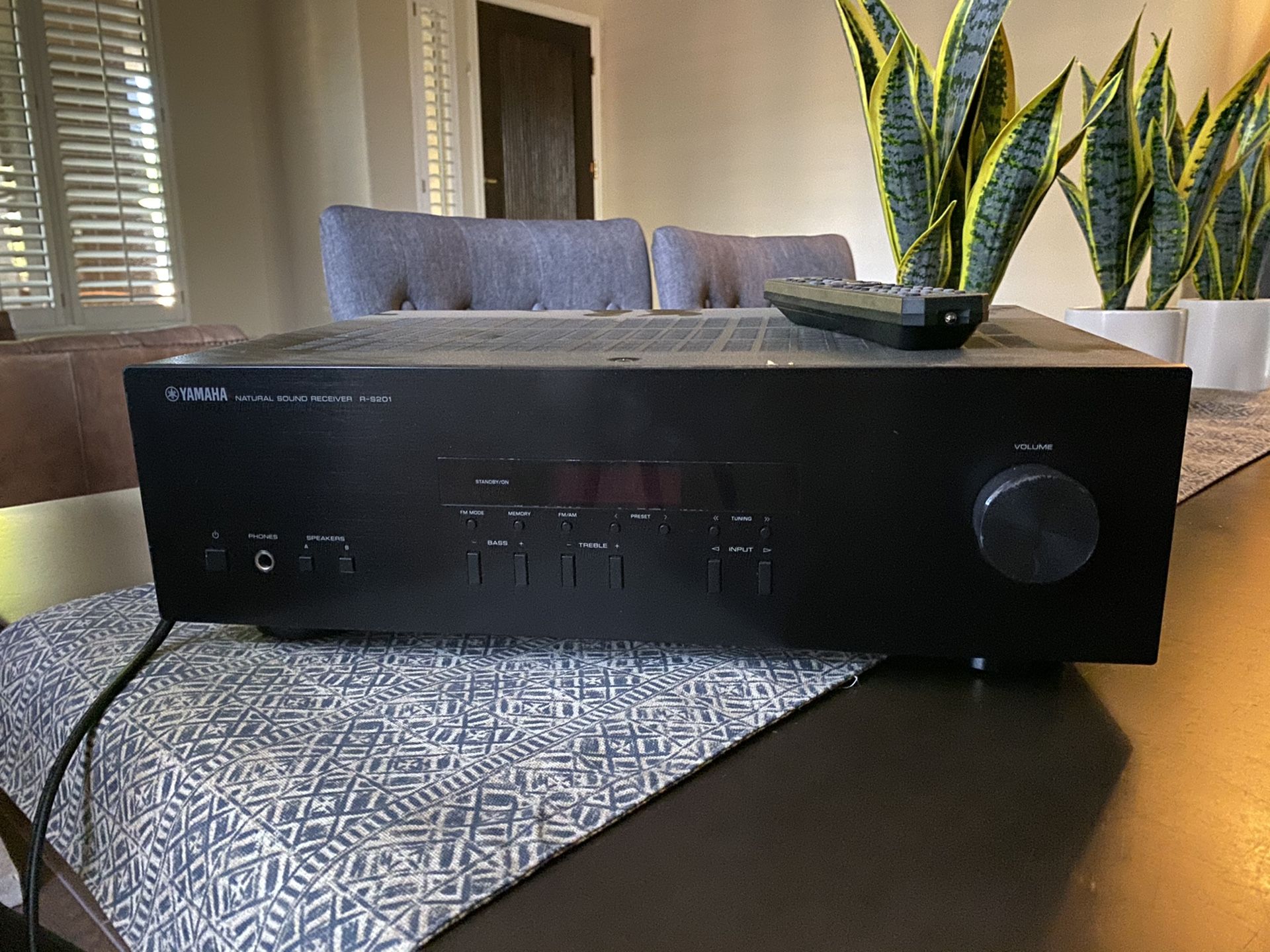 Yamaha Stereo Receiver