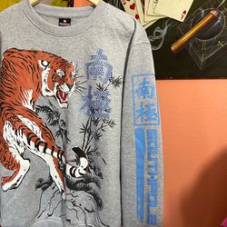 M Southpole Japanese Tiger Rhinestone Gray Wildlife Sweatshirt