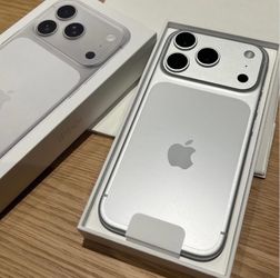 Brand New iPhone 17 Pro Max 2TB{ Unlocked}