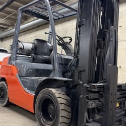 TOYOTA 5500 lb forklift Single double, side shift for sale 