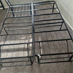 Amazon Basics Foldable Bed Frame