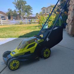 🌿 FOR SALE: Ryobi 18V 13” Lawn Mower – $110