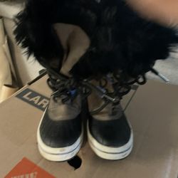 Kids Snow Boots Sz 1